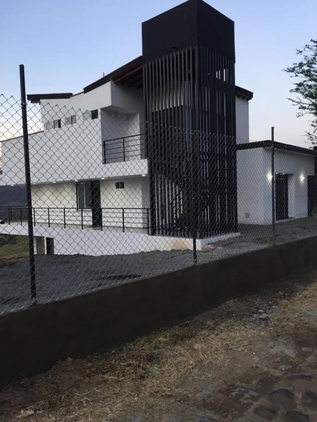 Casa para estrenar en Condominio Castilla Real en San Gil