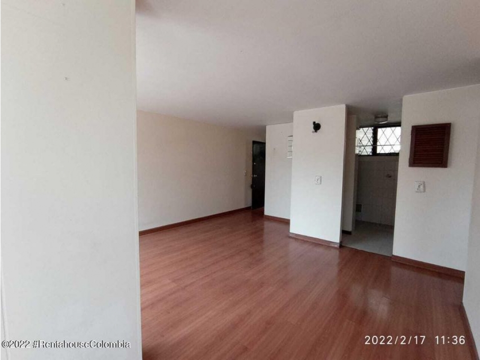 Apartamento en  Spring(Bogota) RAH CO: 23-1122