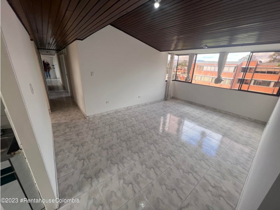 Apartamento en  Banderas(Bogota) RAH CO: 24-400