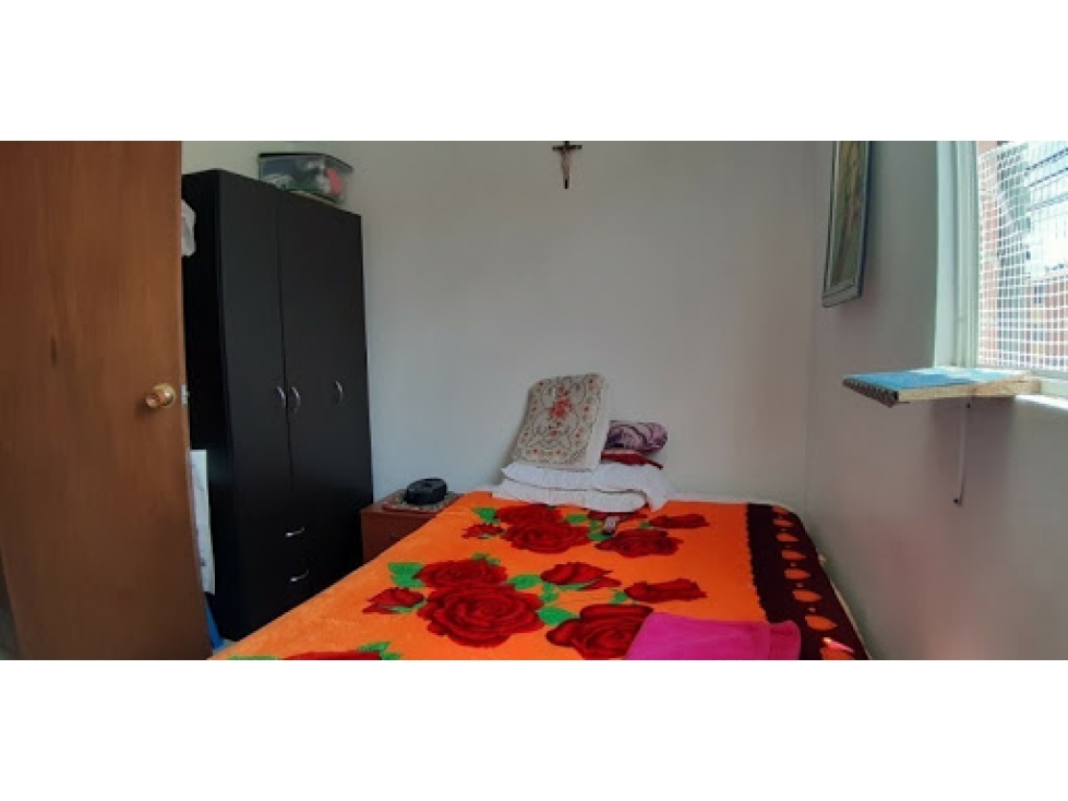 Casa en Venta en Medellín - La Colina