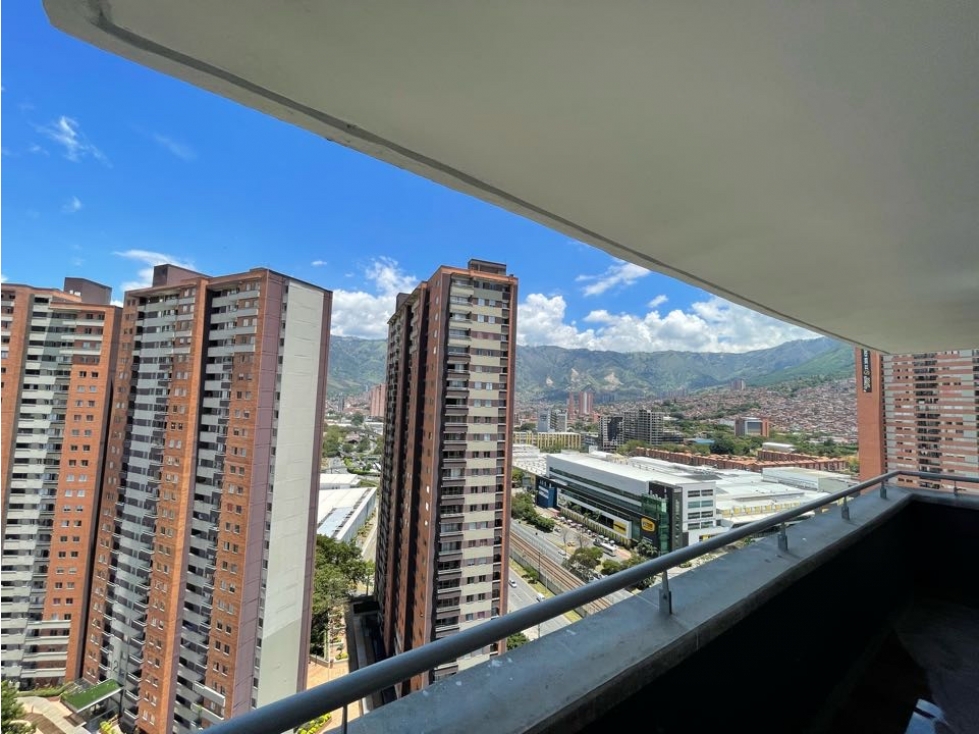 Amplio Apartamento en venta Ceiba del Norte en Ciudad Niquia - Bello