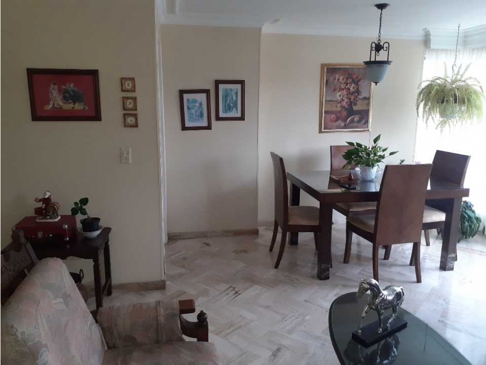 Apartamento en venta en Pereira sector Álamos / COD: 5465497